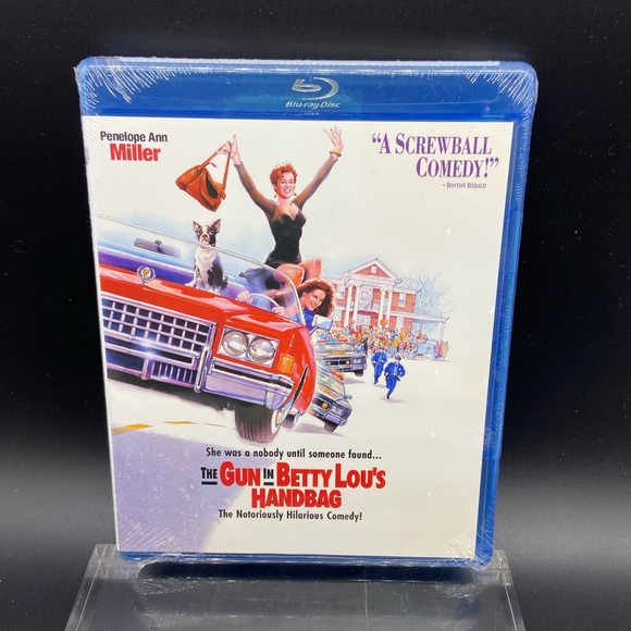 THE GUN IN BETTY LOU'S HANDBAG - Picture 4 of 4